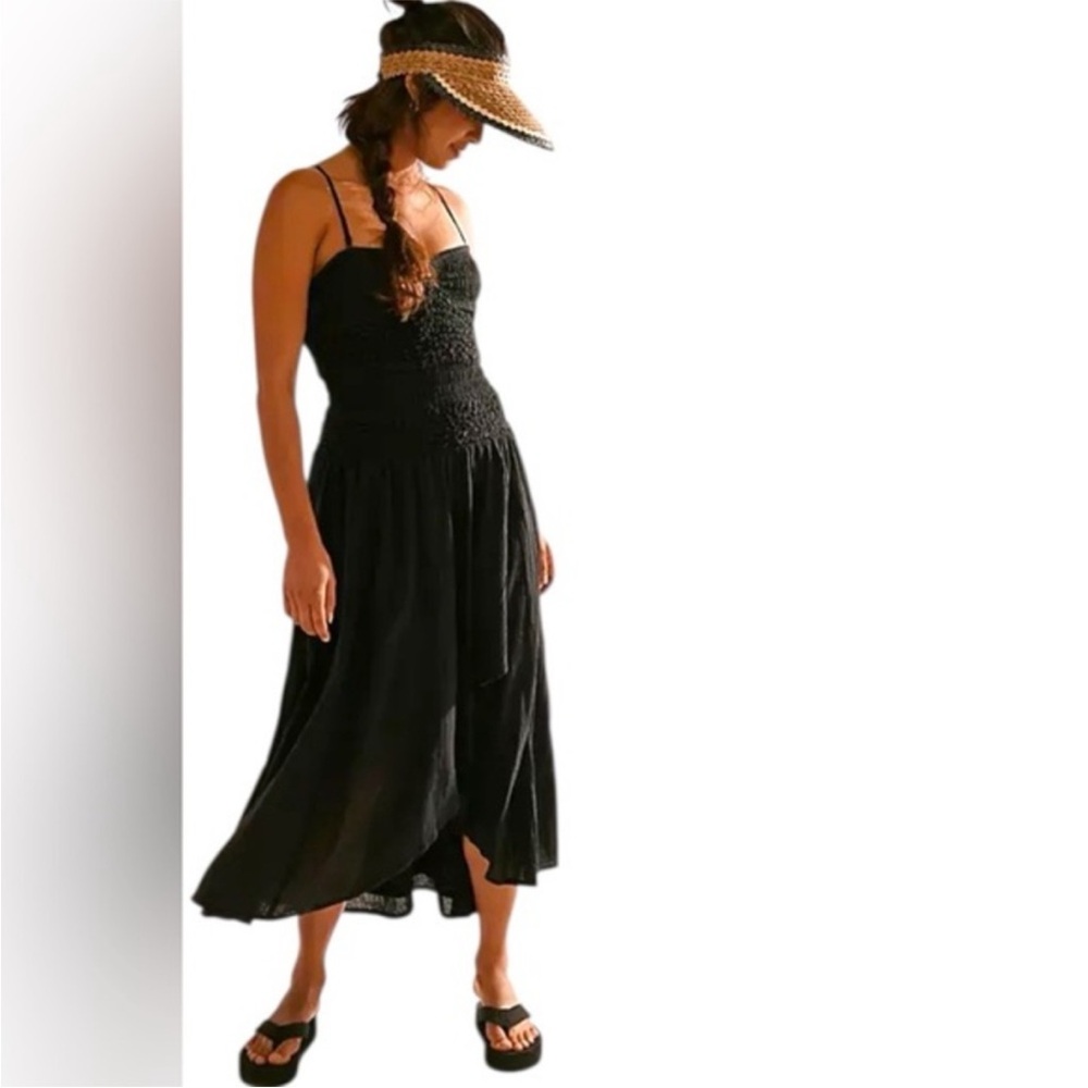 Free People Sparkling Moments Smocked Midi Dress – Black – XS
